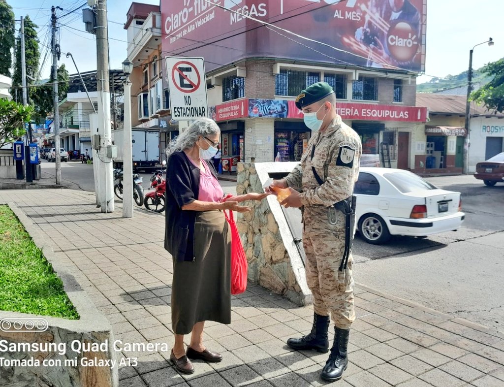 Ejército mantiene acciones de vacunación contra COVID-19