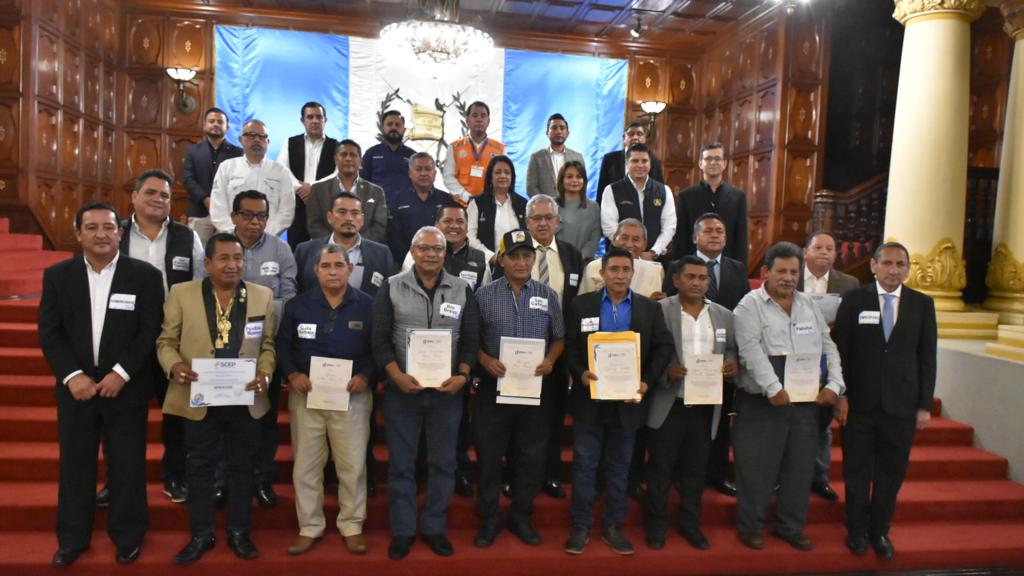 Alcaldes de Suchitepéquez agradecen seguimiento a compromisos presidenciales