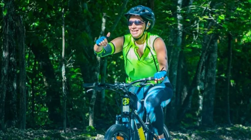 Primera travesía en bicicleta por el medio ambiente.