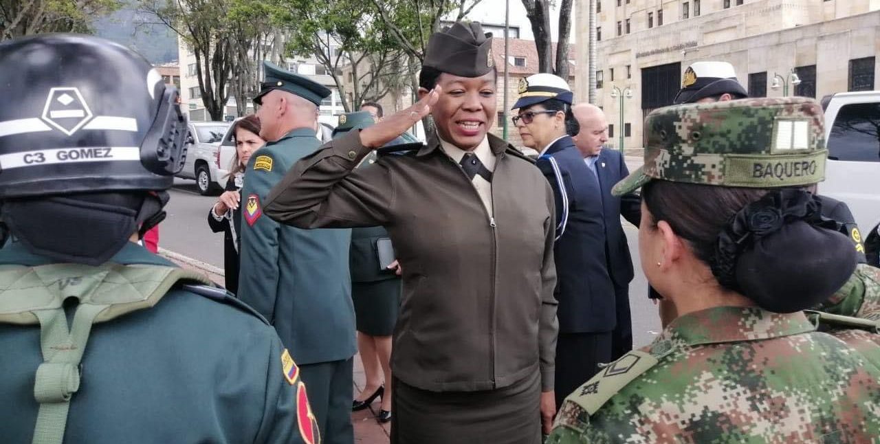 Mujer izabalense comparte experiencias sobre servicio militar en el extranjero