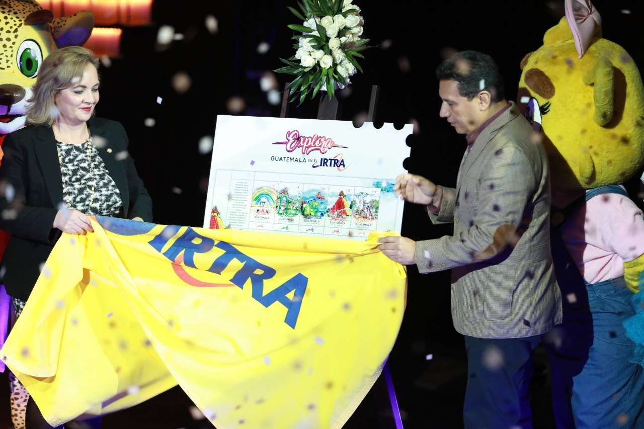 Presentan postal conmemorativa del 60 aniversario del Irtra