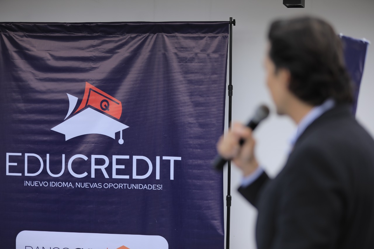 Lanzan EduCredit, programa que otorga créditos blandos para el aprendizaje de inglés