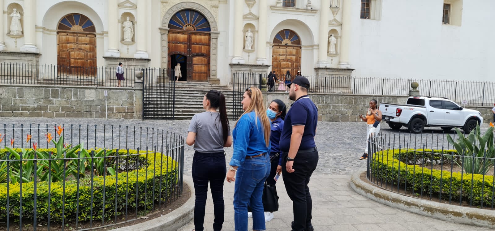 Proyectan derrama económica de 15 millones de dólares por visita de salvadoreños