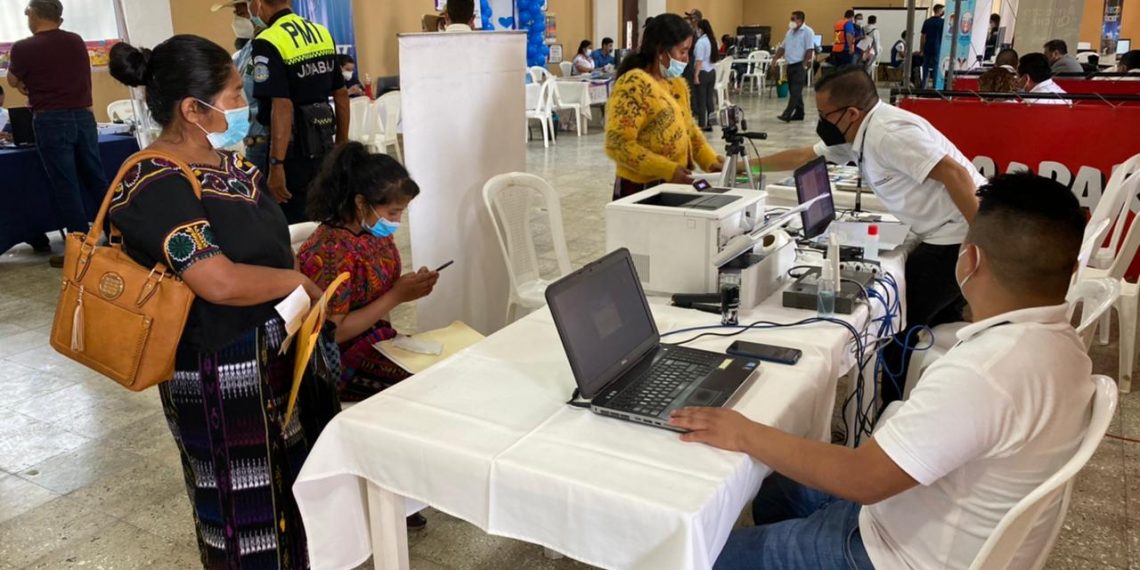 Jornadas móviles de servicios integrados llegan a Jalapa