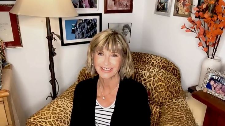 Subastan uno de los autos de "Grease" con la firma de Olivia Newton-John