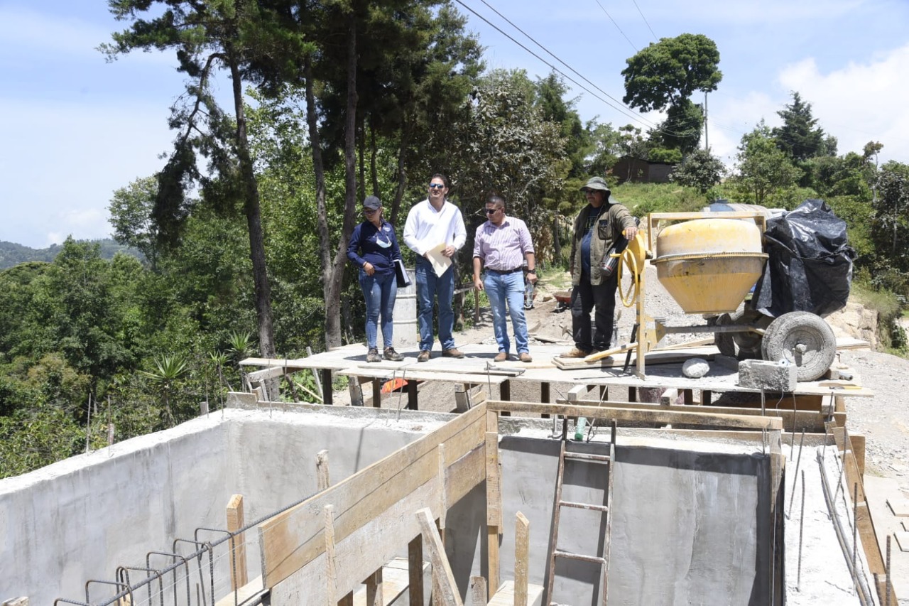 Amplían sistema de agua potable en Jalapa