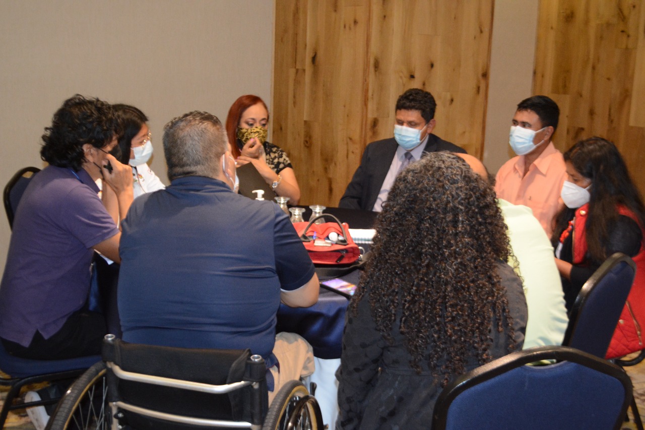 Incluyen a personas con discapacidad en planes de gestión de riesgo