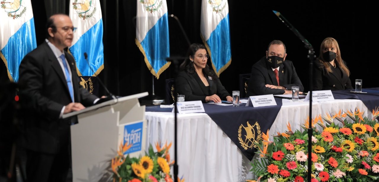 Asume procurador de los derechos humanos por el período 2022-2027