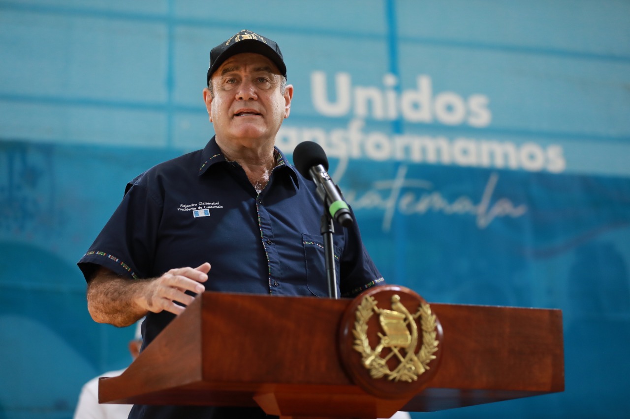 Mandatario anuncia inauguración&nbsp;de un Centro de Atención Permanente en Izabal