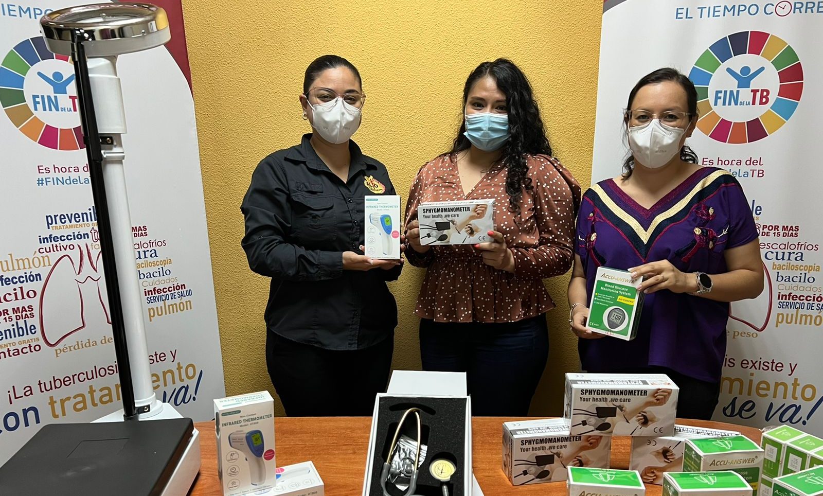 A través del Programa de Tuberculosis se hizo el recibimiento de equipo de atención para la tuberculosis.