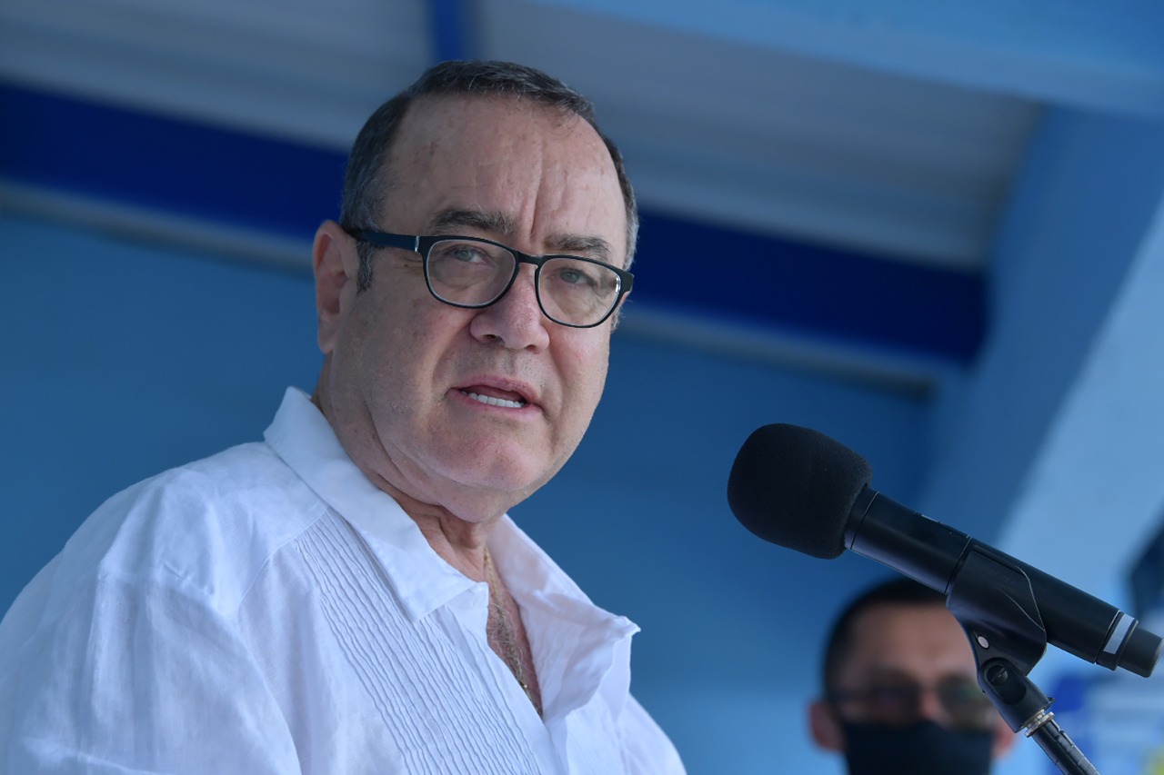 Pobladores de Acatenango serán beneficiados con infraestructura vial