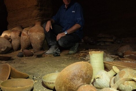 Israel descubre una cueva funeraria de hace 3 mil 300 años