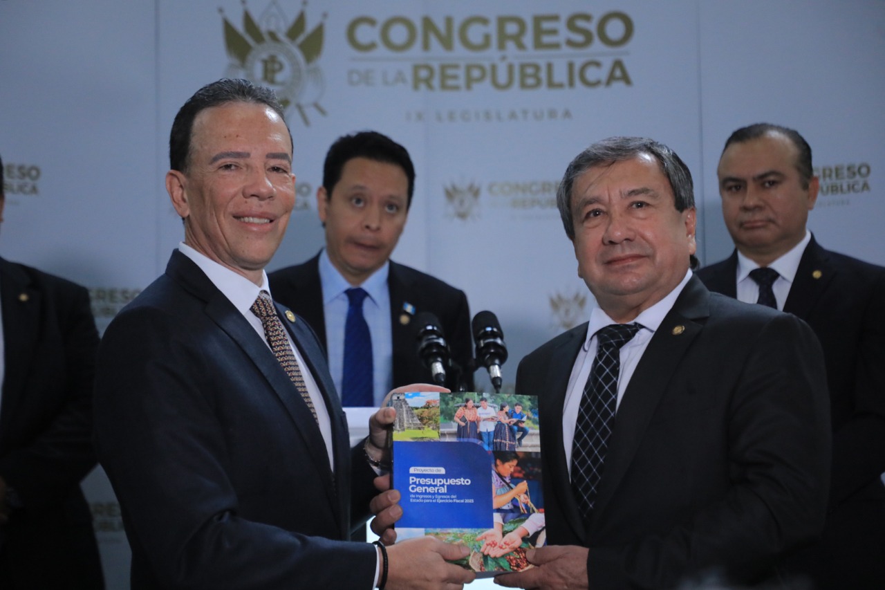 Ejecutivo presenta ante el Congreso proyecto de presupuesto 2023