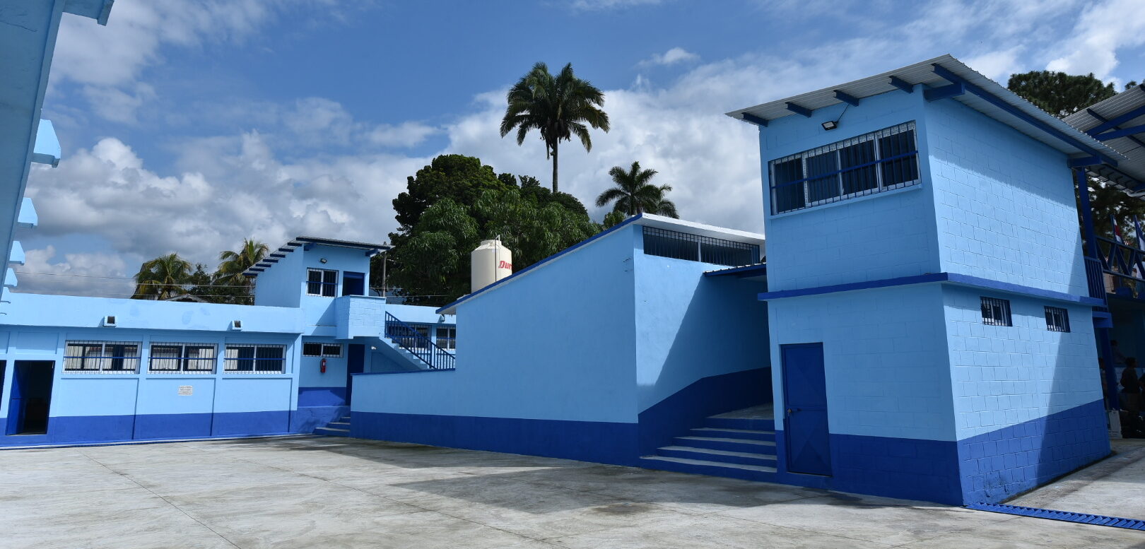 Remozamiento integral de escuela beneficia a más de 200 niños en Chicacao