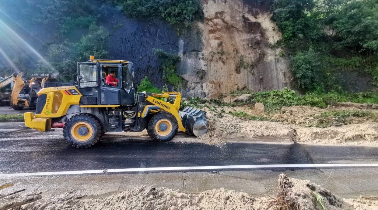 Atienden emergencias provocadas por lluvias