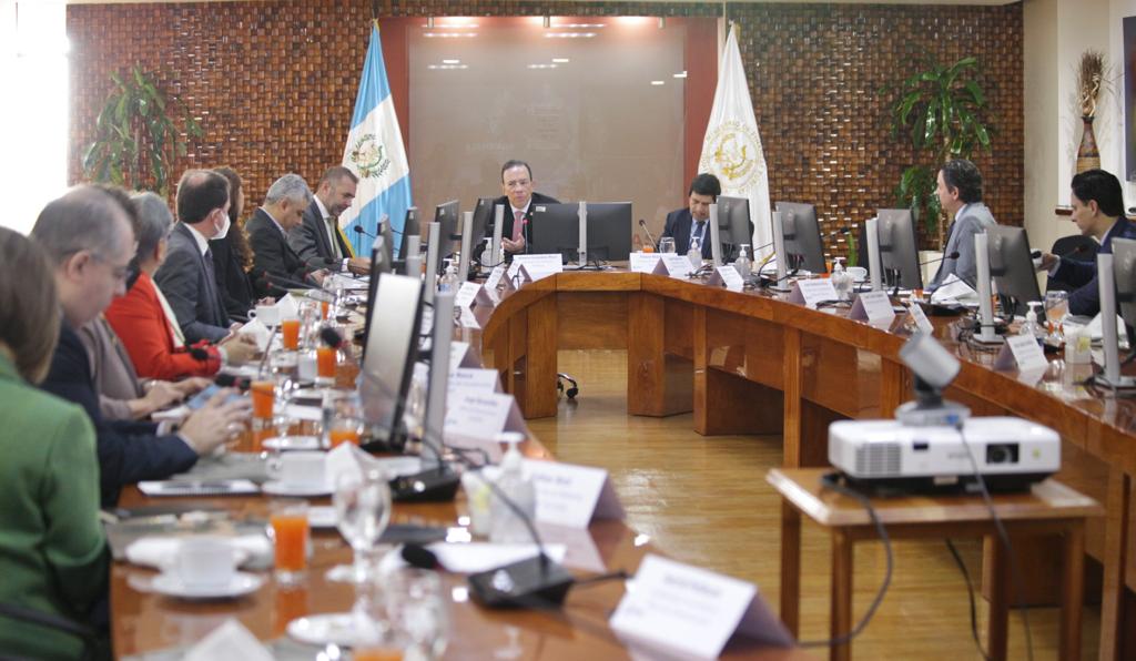 Presentan avances de Guatemala no se Detiene a organismos bancarios internacionales