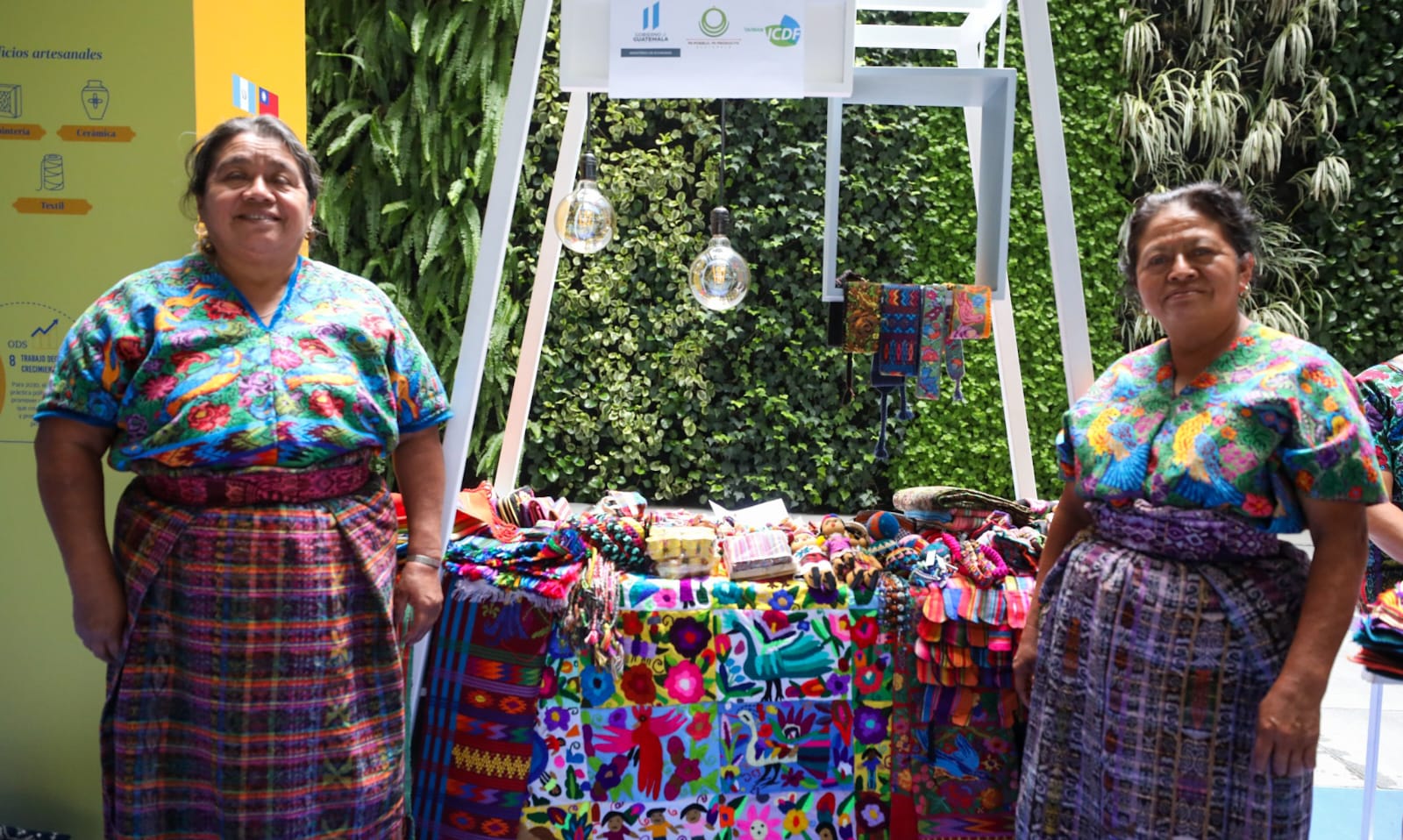Proyecto de revitalización beneficia a emprendedores de Antigua Guatemala