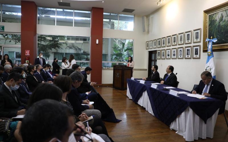 Presentan proyectos priorizados por Plan de Desarrollo Integral a cooperación internacional