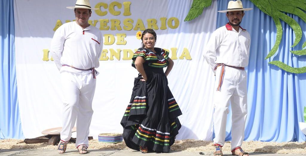 Jalapa: vuelven a las calles los festejos a la patria