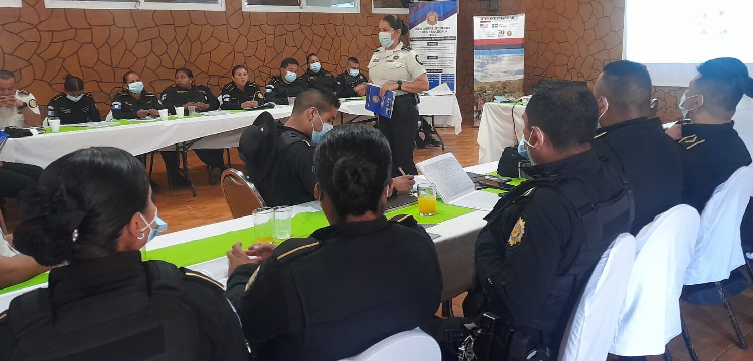 PNC fortalece capacidades para protección de menores en contexto migratorio
