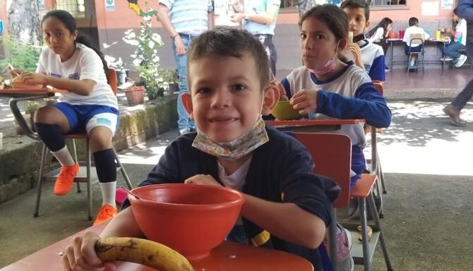 Chiquimula valida 10 menús de alimentación escolar para 2023