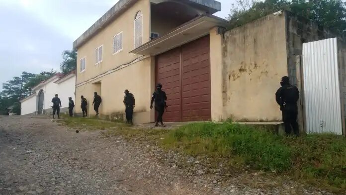 PNC efectúa allanamientos por varios casos en investigación