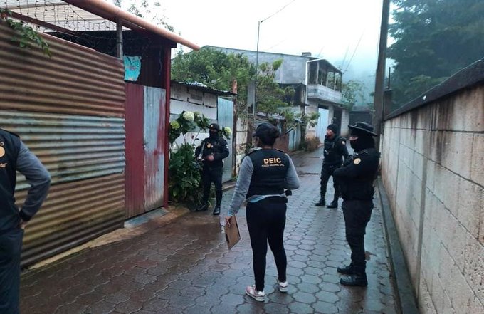 Ejecutan 17 allanamientos para desarticular estructuras criminales