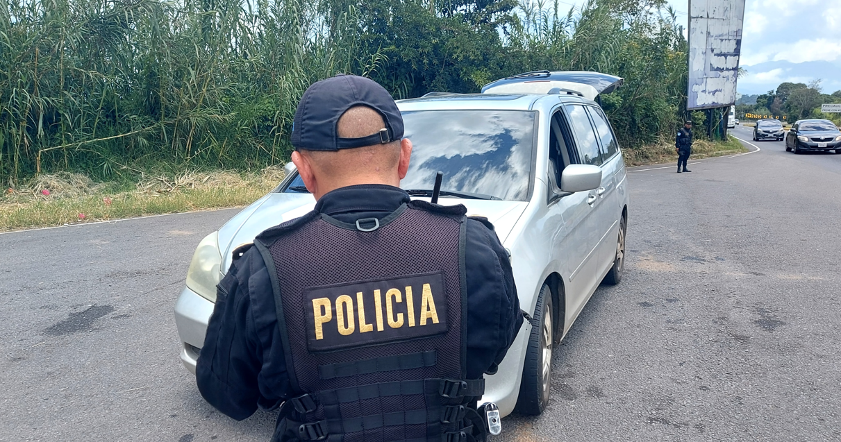 Autoridades establecen alerta naranja por posible ingreso de caravana de migrantes