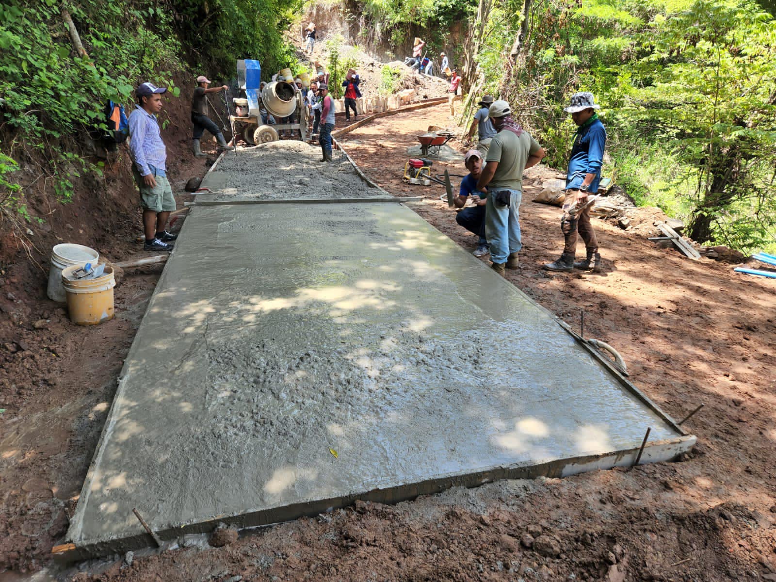 Avanzan los trabajos de construcción de carretera en el Municipio de El Adelanto, Jutiapa. /Foto: Municipalidad El Adelanto.