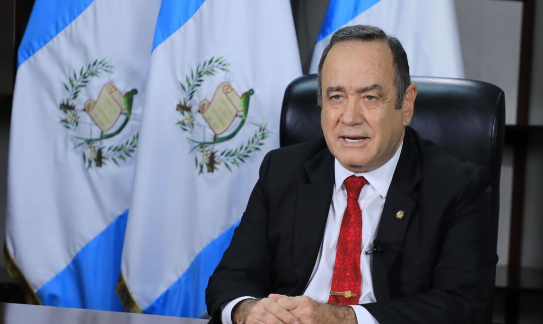 Gobierno decreta aumento a jubilados del Estado