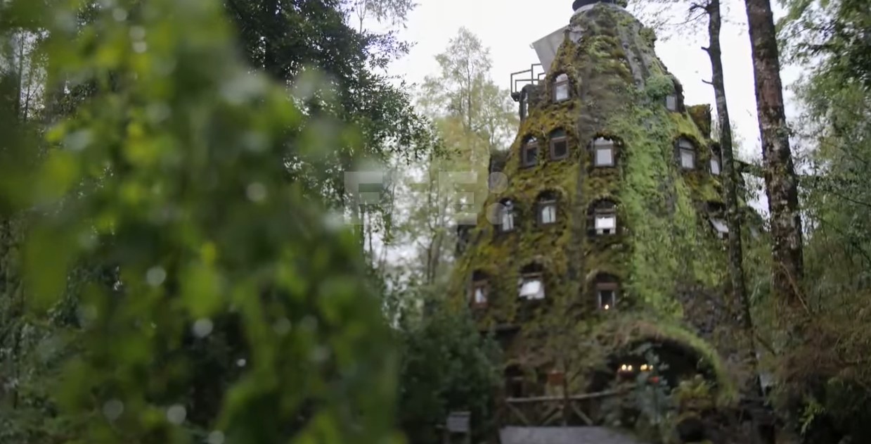 Los hoteles mágicos del sur de Chile que se funden con la naturaleza