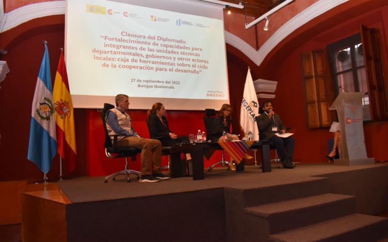 Capacitan a actores locales sobre gestión de la cooperación para el desarrollo