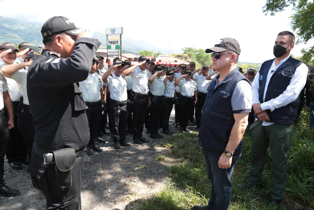 Ministro de Gobernación supervisa operativos por flujo migratorio