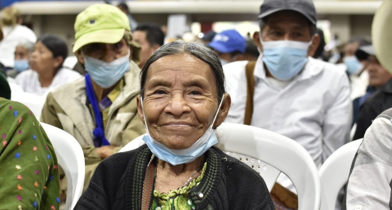 Cerca de 9 mil adultos mayores reciben aporte económico en Alta Verapaz