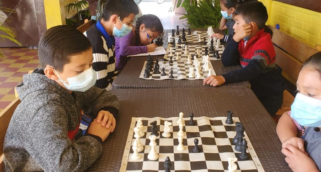 Jóvenes Protagonistas beneficia a 160 menores de Malacatancito