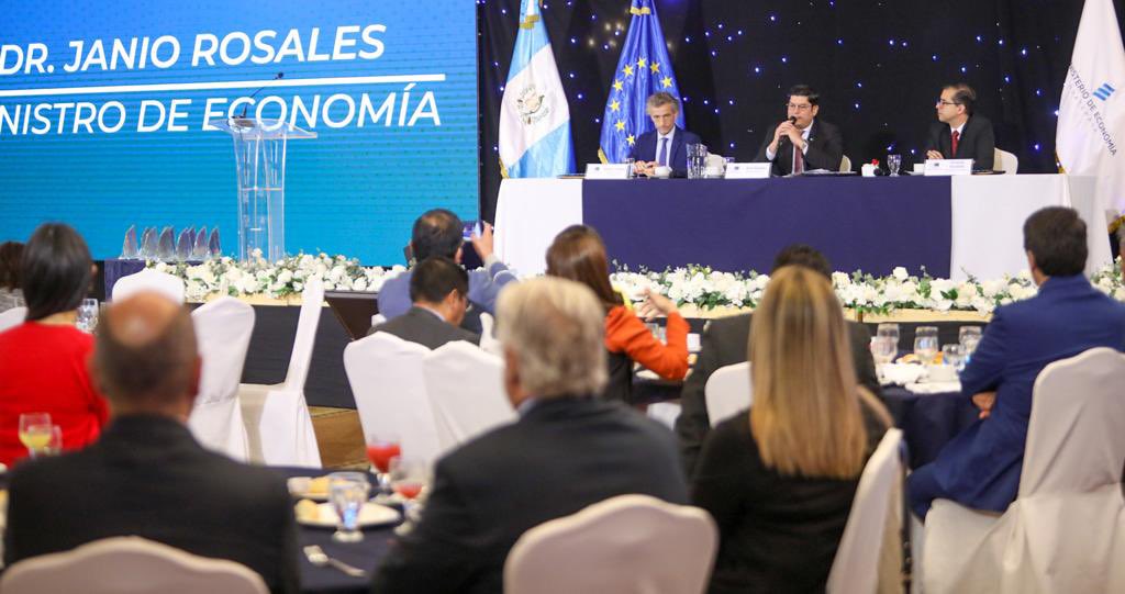 Presentan resultados de programa de apoyo para Mipyme y cooperativas
