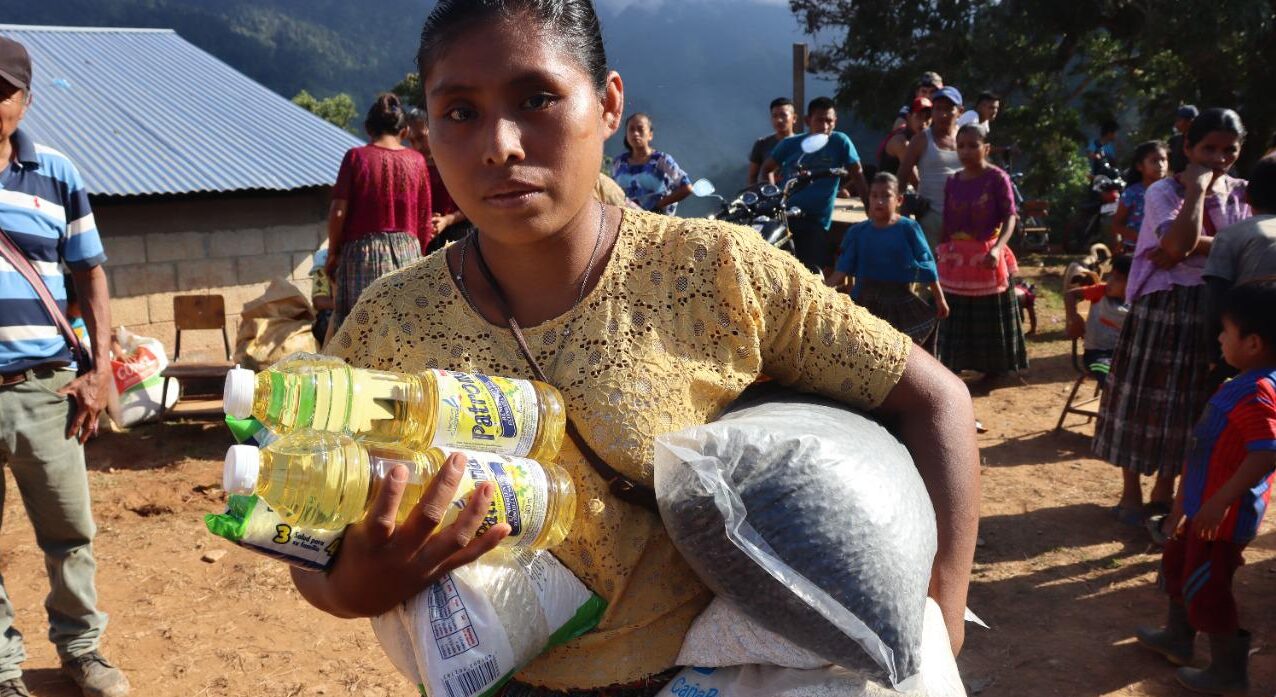 Ayuda humanitaria llega a más familias de Panzós