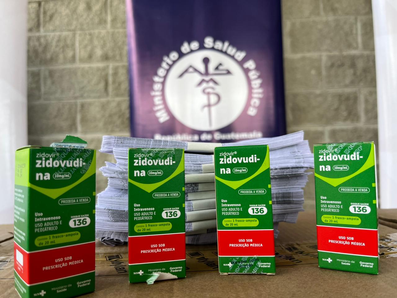 Guatemala recibe medicamentos antirretrovirales