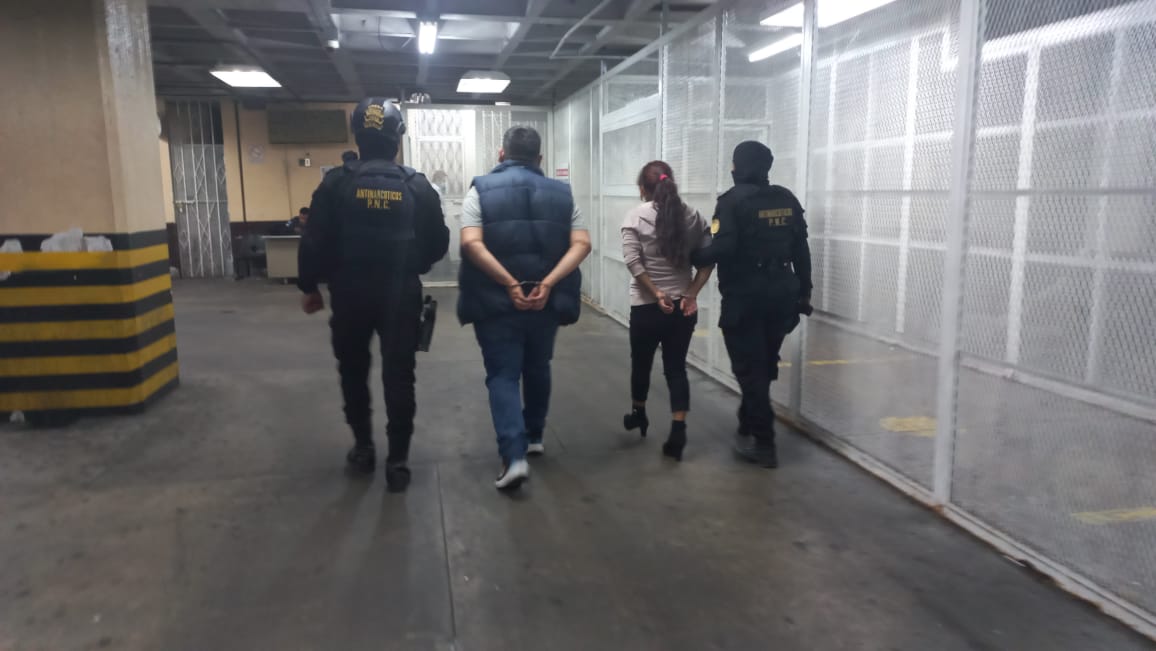 Operativos contra el narcomenudeo dejan cinco capturados