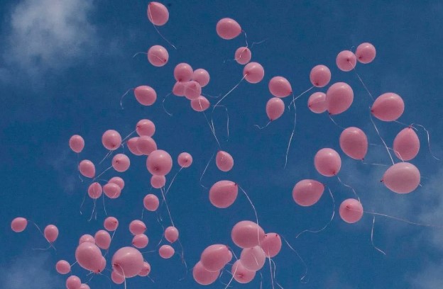 En el mes del cáncer de mama, la OMS lanza primer sondeo global sobre necesidades de pacientes