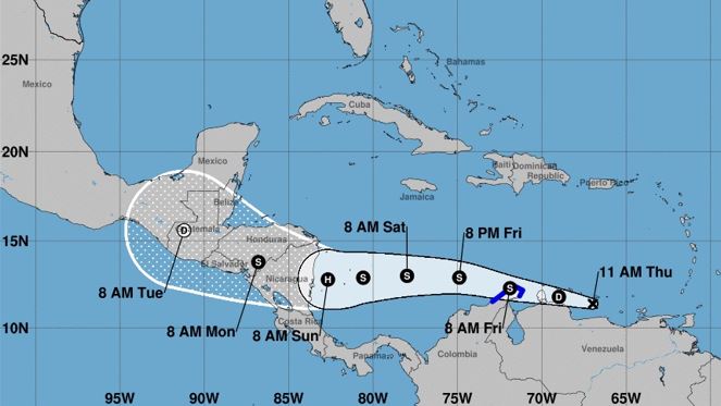 Depresión tropical Trece se fortalece a tormenta tropical Julia