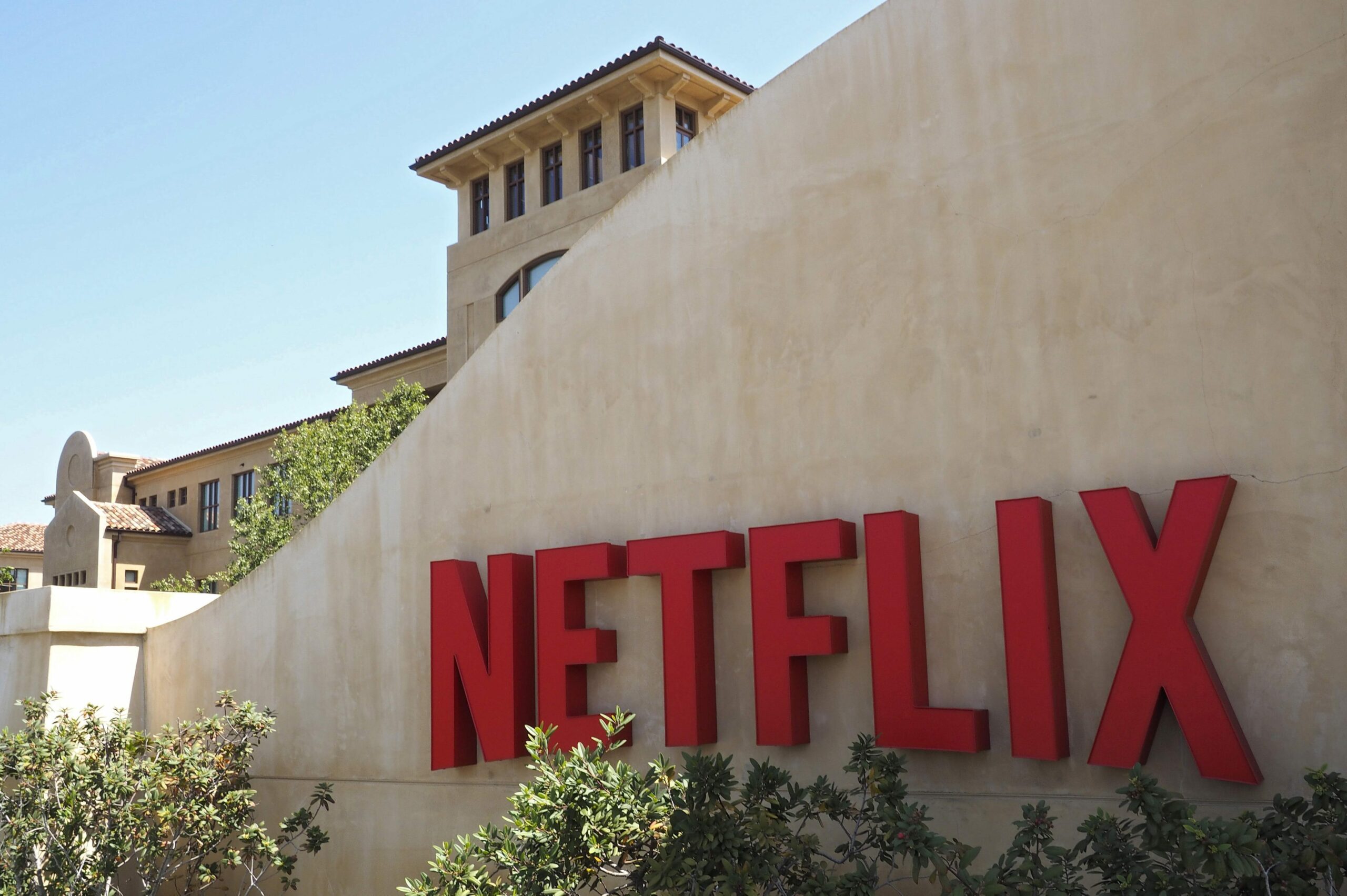 Netflix remonta con 2.4 millones de usuarios nuevos y supera expectativas
