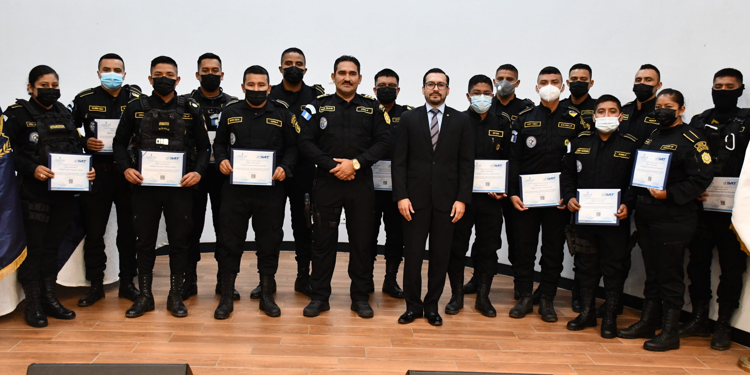 PNC fortalece capacidades en materia de defraudación y contrabando aduaneros