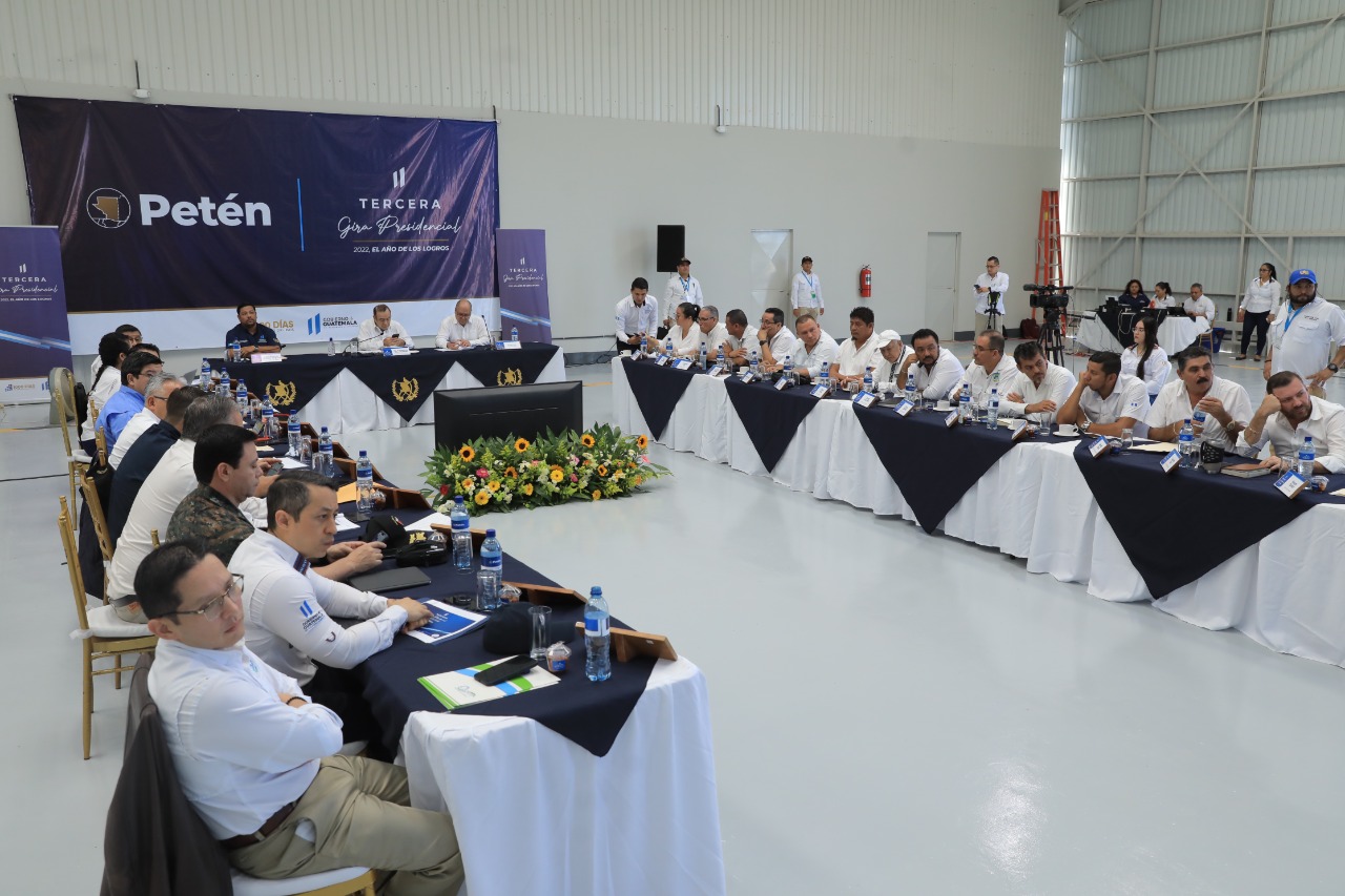 Gobierno invierte más de 5 mil millones de quetzales en Petén