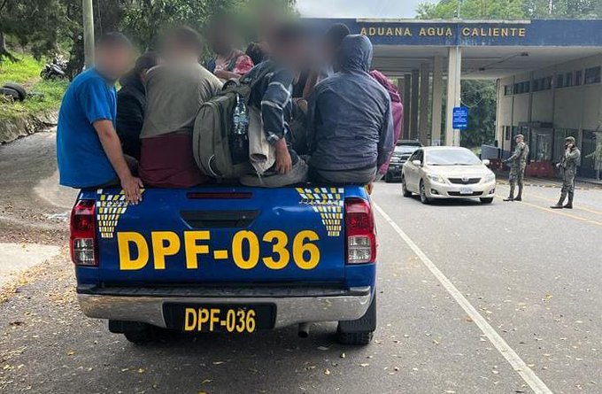 PNC brinda asistencia y remite a 106 migrantes