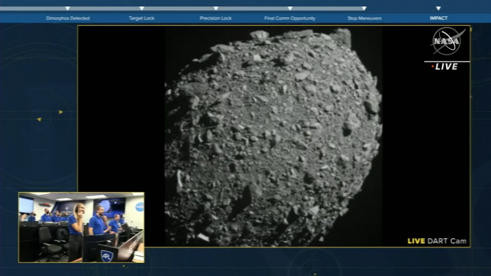 Observan primeros indicios de que asteroide impactado se desvió