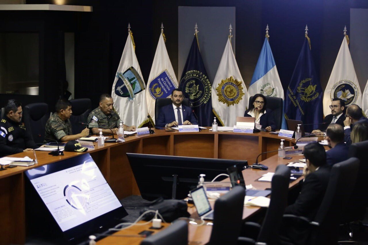 Buscan fortalecer mecanismos de control y regulación de precursores químicos