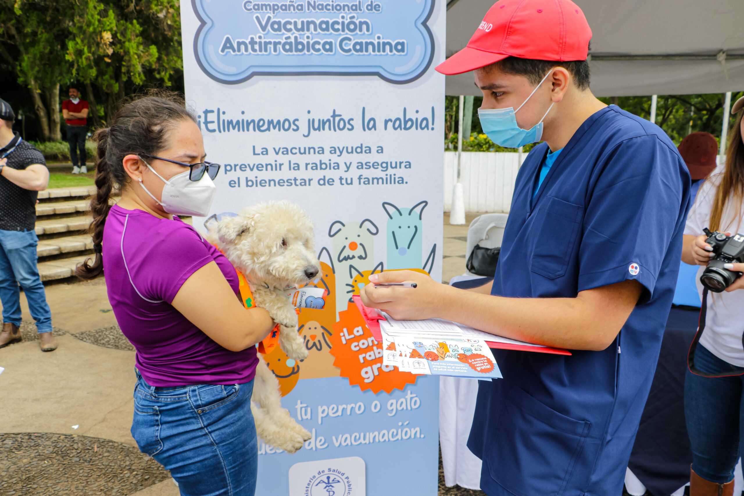Este día continúan las jornadas de vacunación para mascotas