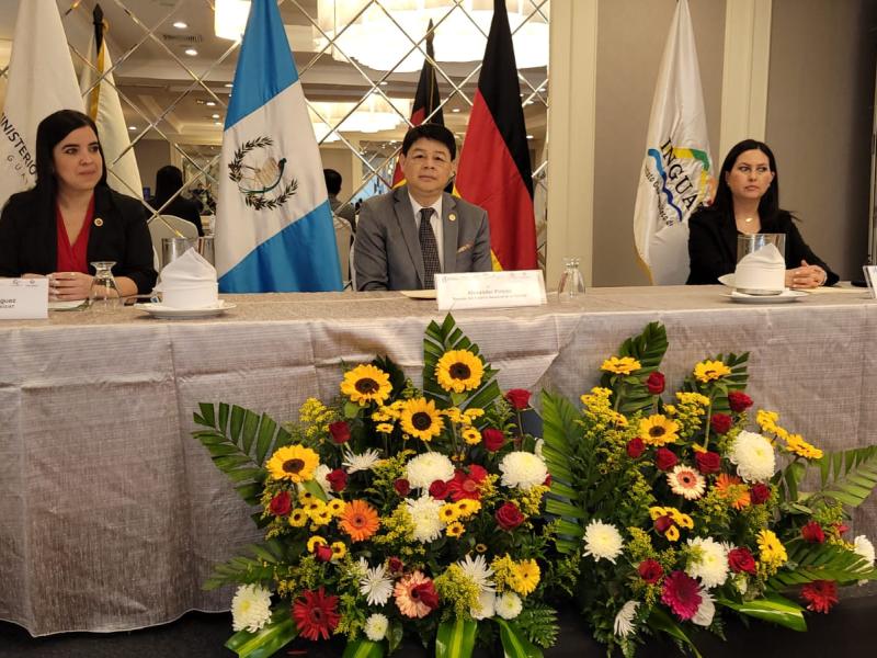 Socializan lineamientos y normas técnicas para el sector turismo