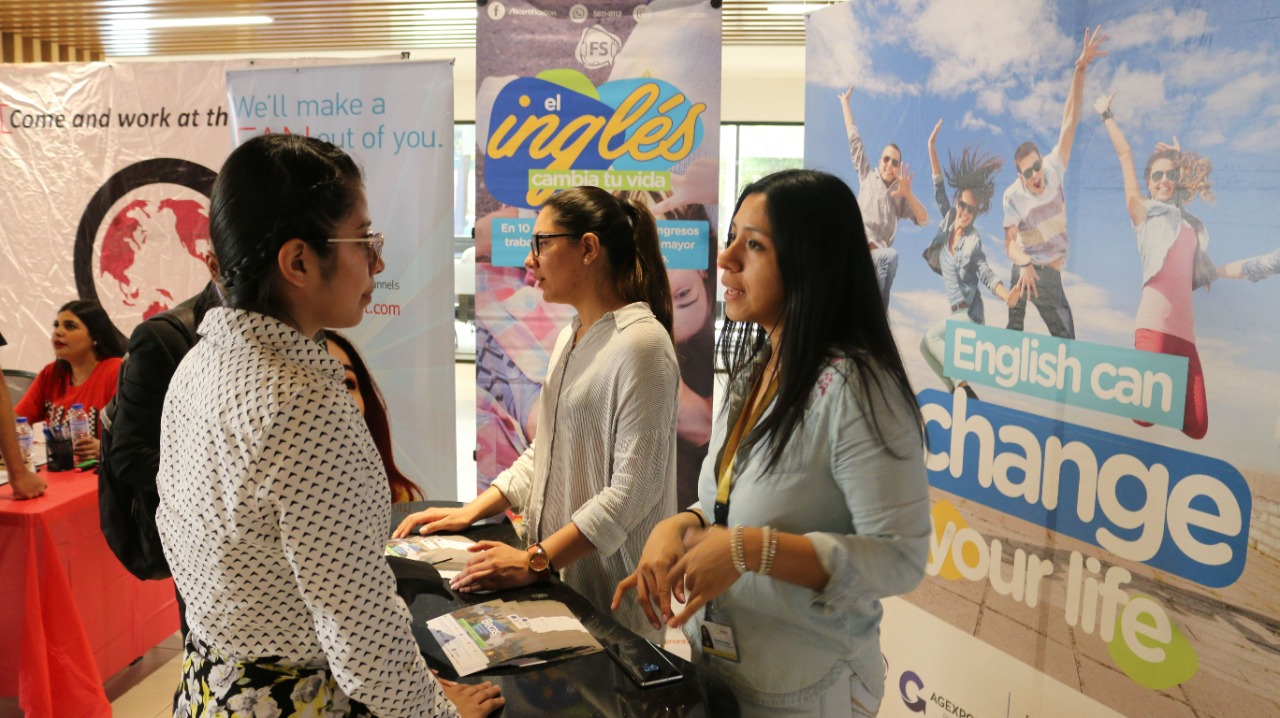 Desarrollan feria de empleo del sector de contact center & BPO